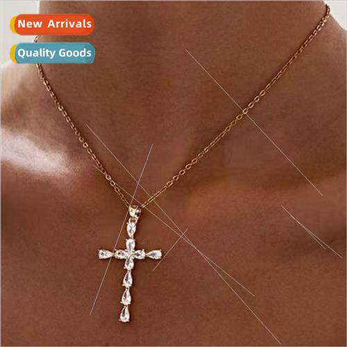 Europe hip-hop gold-plated stainless steel collarbone chain