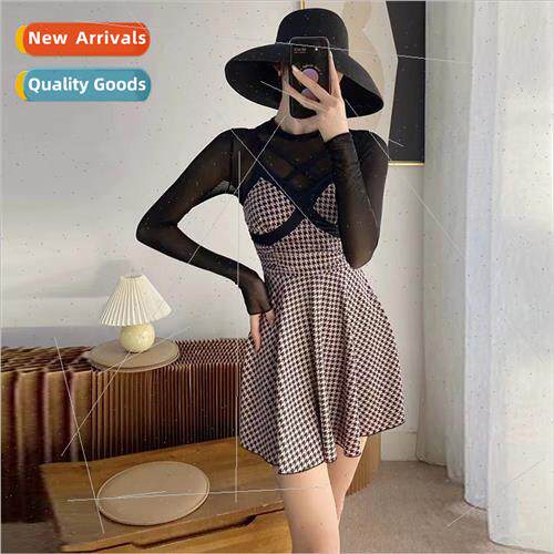 Swimsu female hot springs French sweet wind new one-piece sk