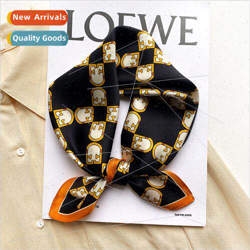 2022 new geometric pattern mulberry silk small silk scarf  s