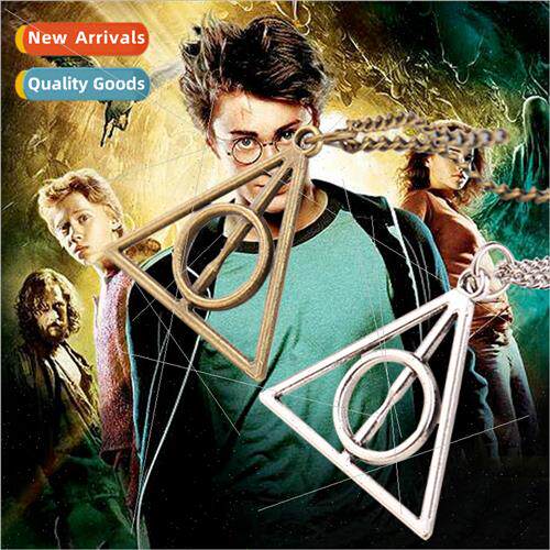 na Deathly Hallows Triangle Vintage Pendant Film Television - 实物图