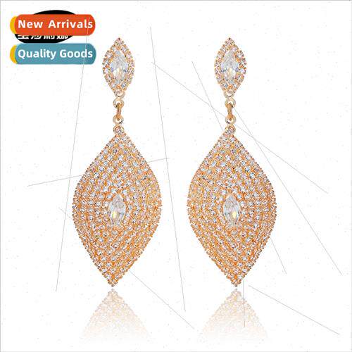 popular full diamond earrings Hundreds light luxury nightclu