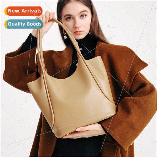che design shoulder handheld crossbody commuter bag senior s