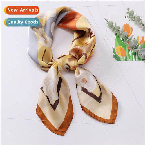 French retro floral printing small square scarf 70 silk scar