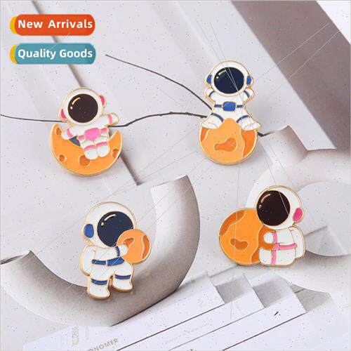 New astronaut series alloy brooch exquise men women couples
