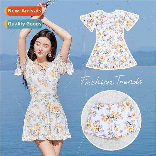 Small fresh womens one-piece swimsu whout steel ring plus br