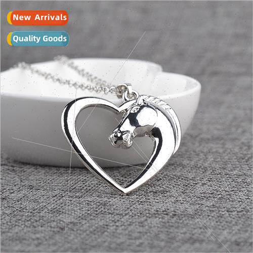 Europe Uned States new fashion horse head simple love pendan