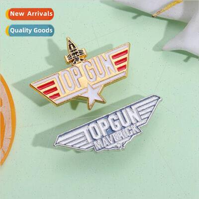 New creative flight commemorative badge personalized cartoon