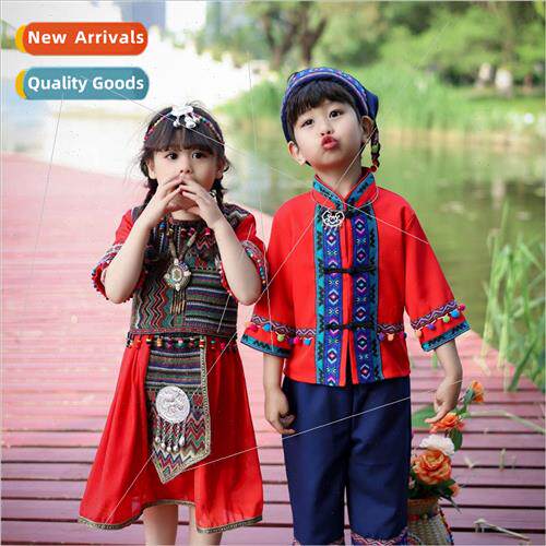 Guangxi Zhuang Clothing Ethnic Costume Childrens Minory Perm