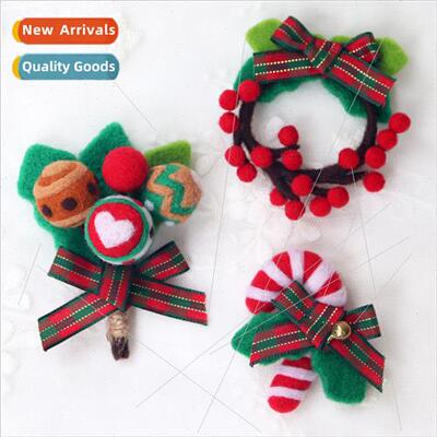 Poking prodding Making diy wool felted material k Brooch Eng
