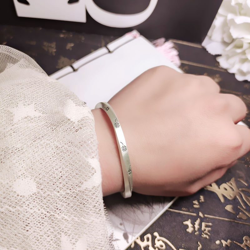 四叶草雪花手环年轻款纯银999