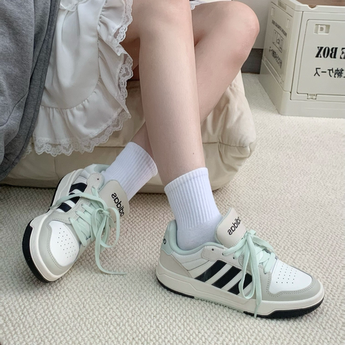阿迪达斯entrap休闲板鞋