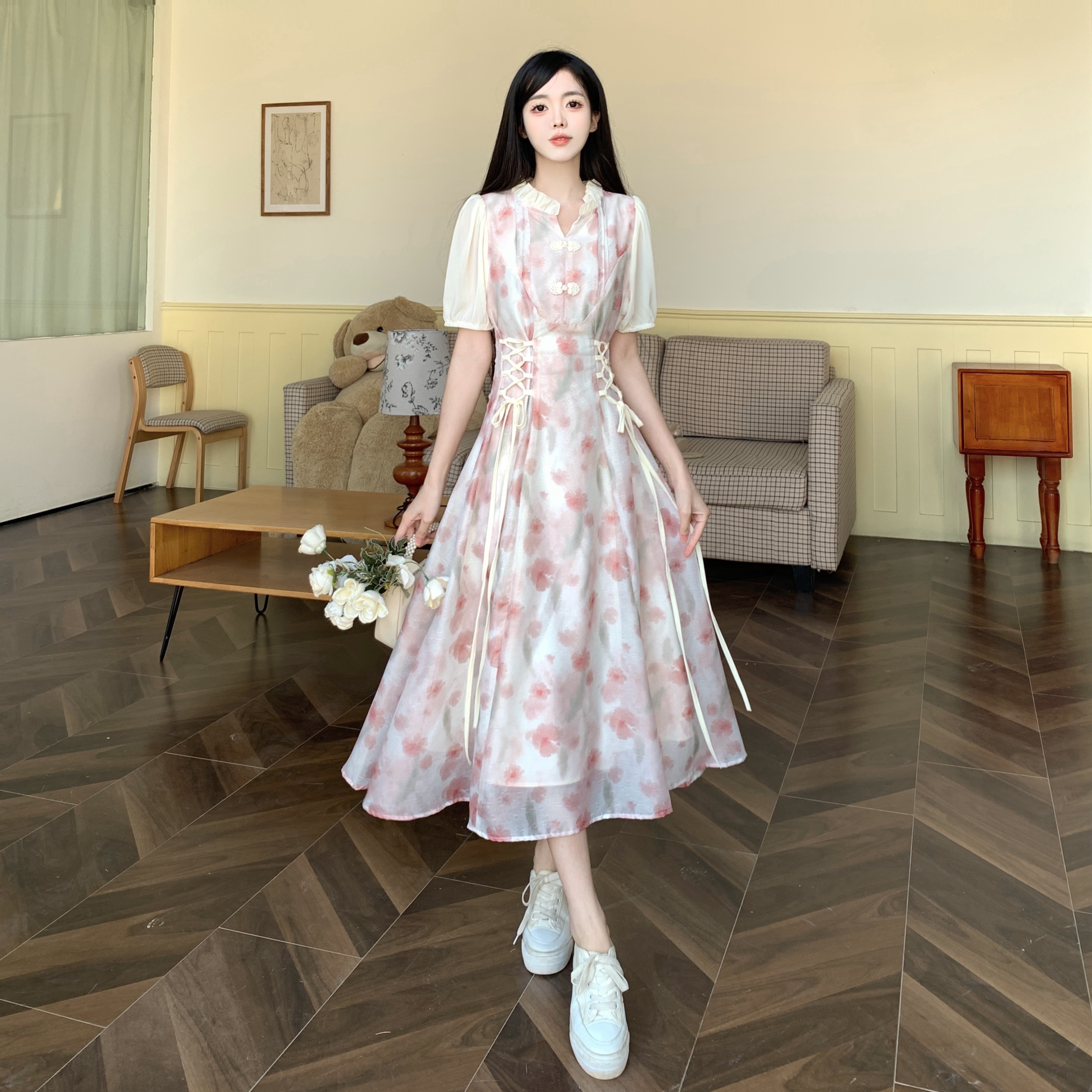 大量现货～2025大码女装新中式国风连衣裙夏设计感收腰显瘦碎花裙