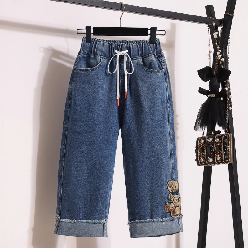大码国风刺绣宽松弹力七分牛仔裤女士2025夏季薄款妈妈显瘦老爹裤