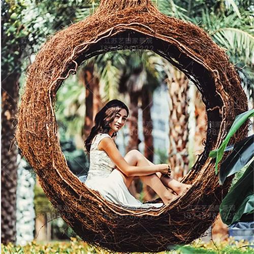 仿真绿雕景区大型景观网红打卡鸟巢秋千雕塑公园动物卡通造型工艺