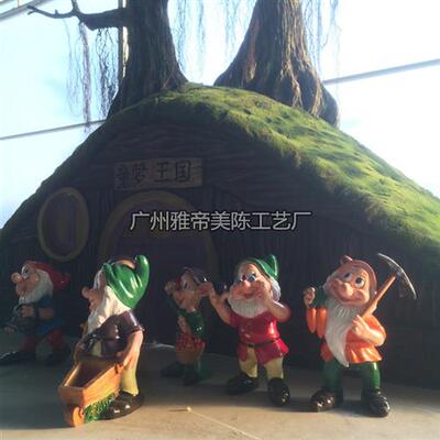 圣诞花卉园艺展大树泡沫雕塑树干玻璃钢模型服装新品发布会场景