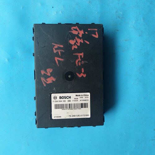 适用帝豪FE-3车身控制器模块电脑板BCM中控盒F03H00A183 01731686