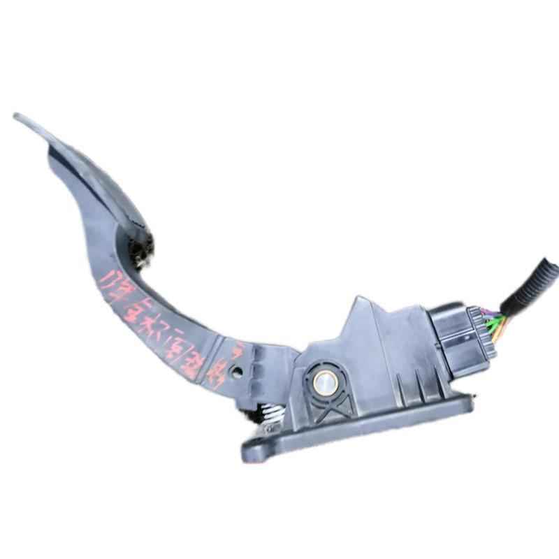 适用13款金杯阁瑞斯格瑞斯电子油门加速度脚踏板传感器插头总成