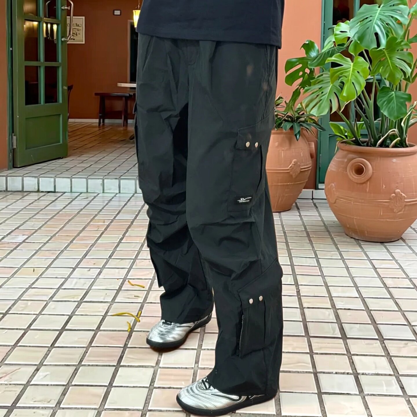 安踏SV男子宽松直筒多袋工装长裤