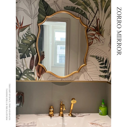 法式复古浴室镜设计师花边壁挂化妆梳妆镜卫生间壁炉装饰木镜子