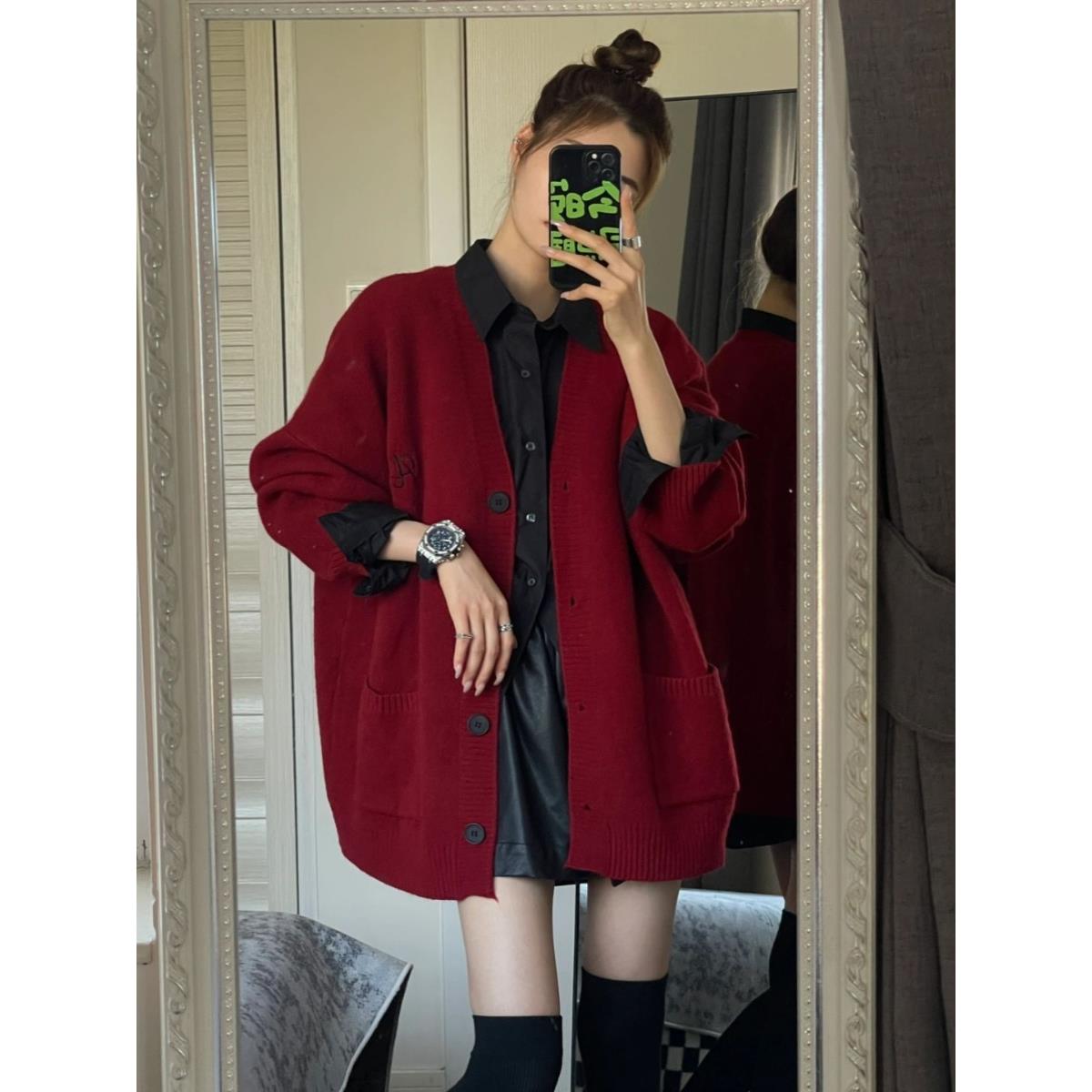 V领针织开衫软糯毛衣外套两件套