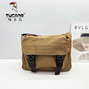 TUCANO/啄木鸟商场同款男包2026新款小众轻便防水布斜挎包TBF0441