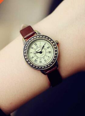 Ladies Designer Vintage Leather Women Bracelet Watches Brown
