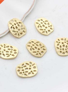 Zinc Alloy Golden Hollow Distorted Geometric Flower Charms L