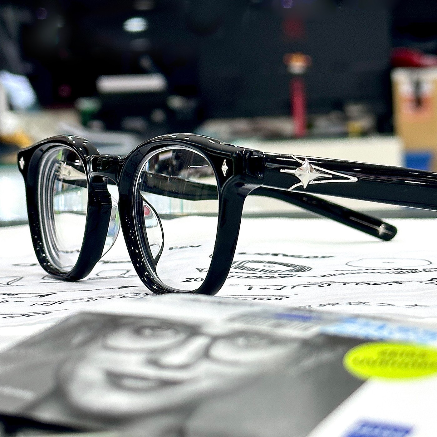 个性潮流 素颜粗边框显瘦