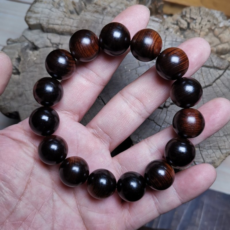 崖柏之家雷击木0.6*108女士手链