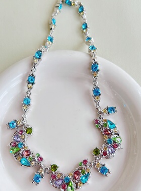 彩色vintage莱茵石宫廷风项链