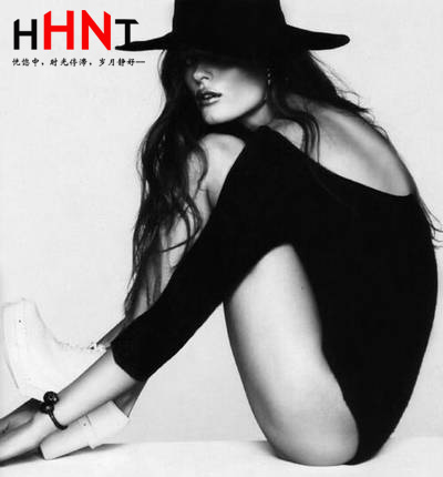 Hhnt retro thời trang cổ điển bảo thủ áo tắm một mảnh gợi cảm nữ đơn giản bầu không khí áo tắm dài tay màu đen - Bộ đồ bơi One Piece đồ bơi liền thân