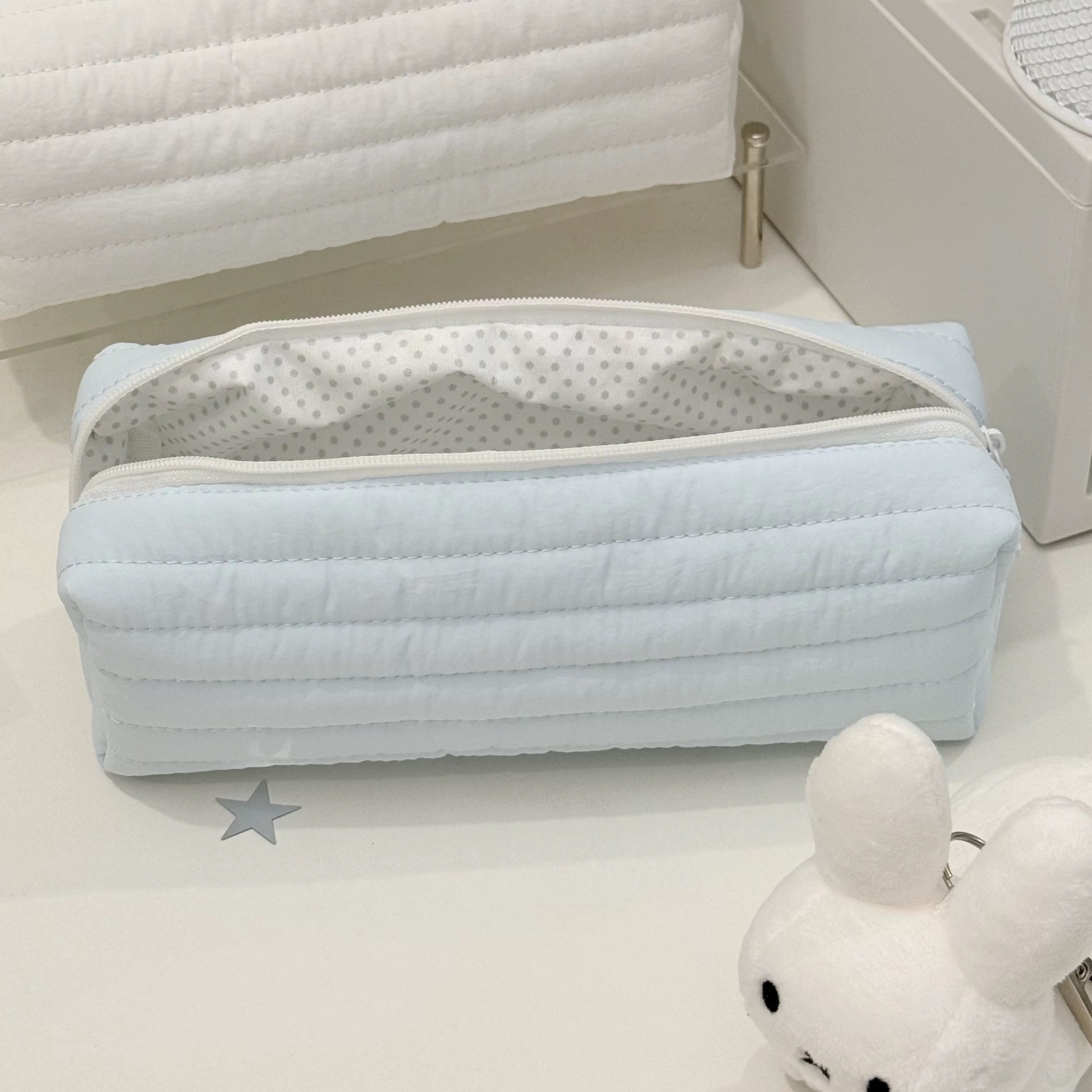 简约海盐蓝奶fufu面包笔袋女生ins风高颜值大容量纯色铅笔文具袋,文具电教/文化用品/商务用品,笔袋,淘宝优惠券,粉丝福利购,淘宝优惠卷