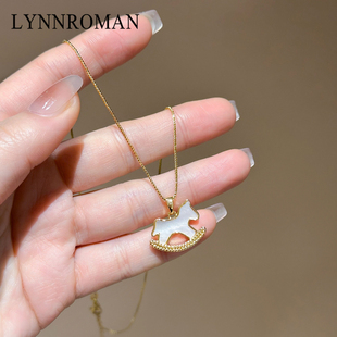 LYNNROMAN可爱生肖木马吊坠项链女高级感轻奢精致时尚气质锁骨链