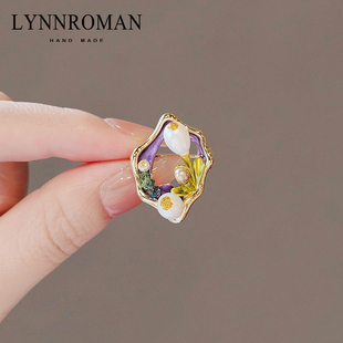 LYNNROMAN复古风珍珠画油兰花胸针高档女小众设计感衣服配饰别针