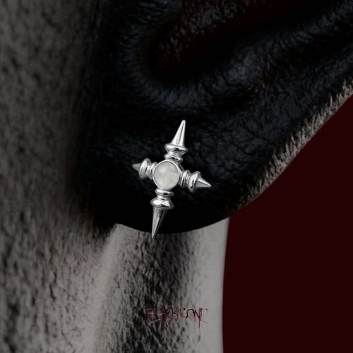 黑骨S925纯银虎眼石赛博十字耳钉