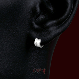黑骨BLACKBONE钛钢十字架宽面黑银耳扣哥特朋克耳钉耳环小众暗黑