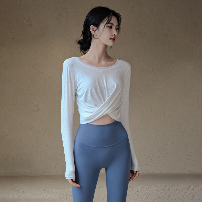 瑜伽服女秋季款运动上衣宽松透气显瘦长袖户外专业跑步训练健身服