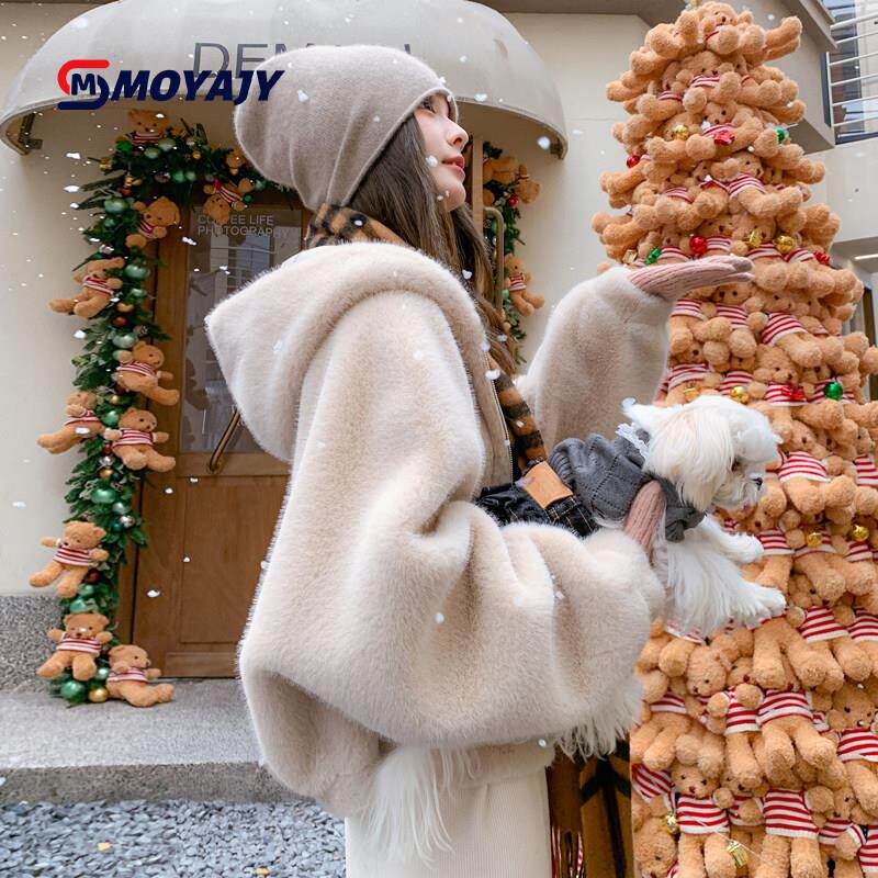 MOYAJY品牌皮毛一体外套女秋冬季小个子短款软糯连帽保暖毛毛上衣