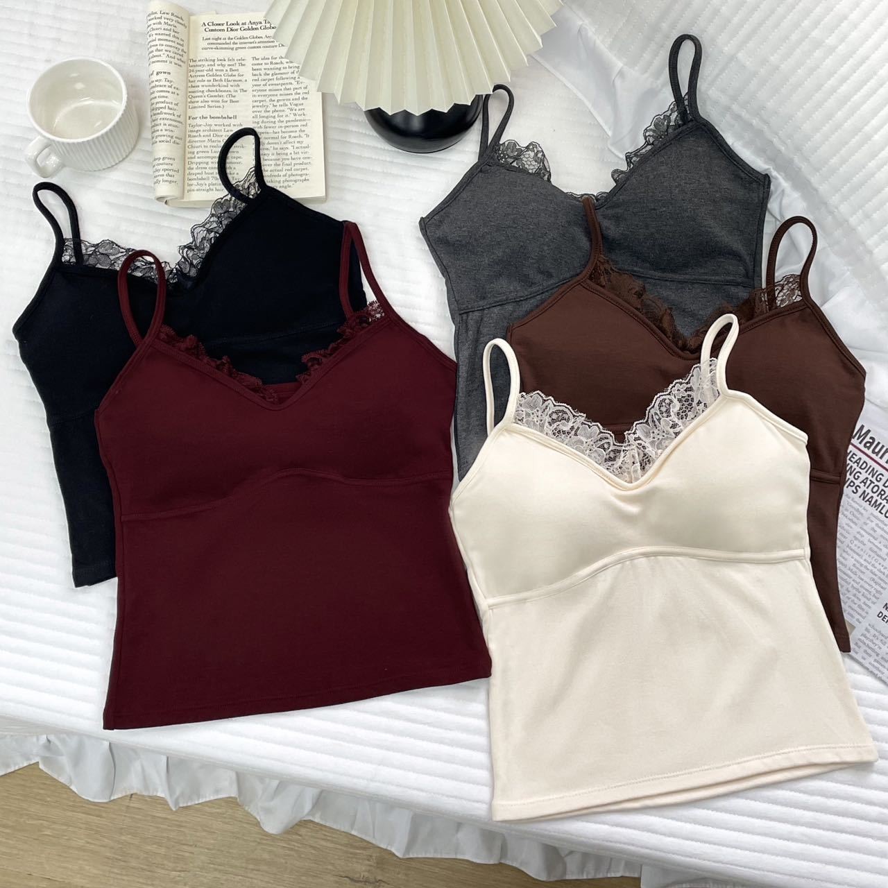 纯欲内搭22178#秋冬磨毛轻暖背心辣妹打底吊带内衣一体式固定胸垫