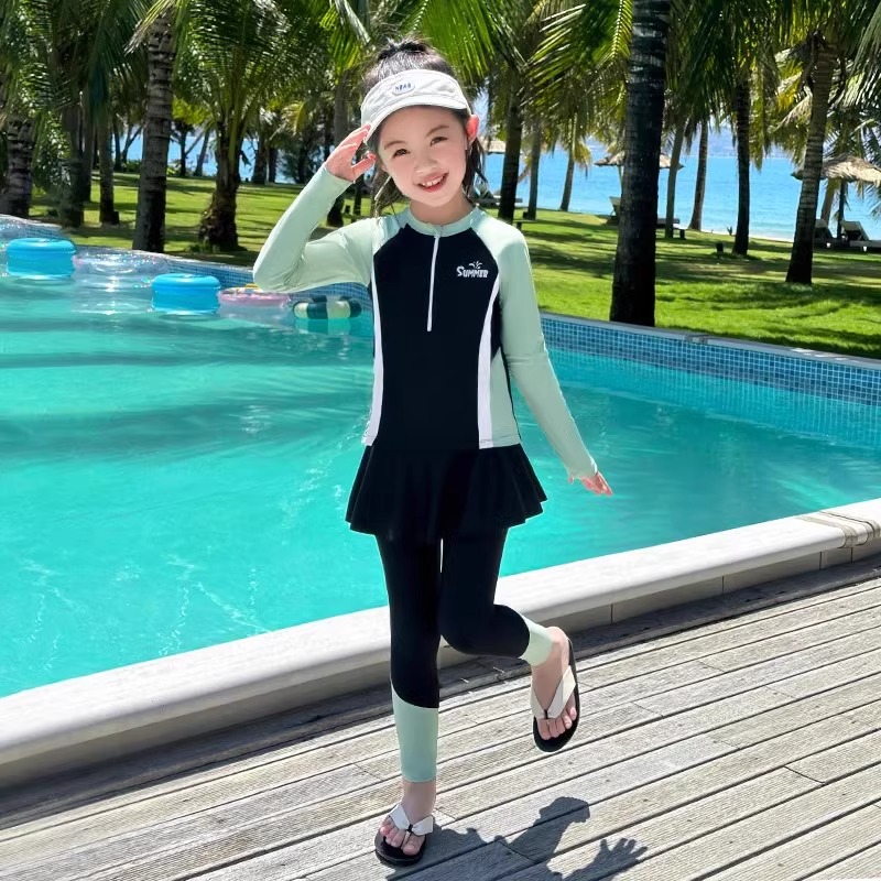 女童泳衣2025新款儿童分体长袖防晒遮肚显瘦泡温泉度假女孩游泳装