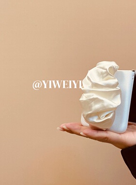 依维意 适用于荣耀magicvflip2手机壳白色磨砂闪粉折叠屏秋冬新款Razr60创意白色防摔弹力丝绸腕带vivoXFlip