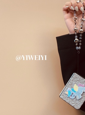 依维意 适用于荣耀magicvflip2手机壳pocket2毛绒灰色ins风折叠屏串珠手链oppofindn3flip可爱刺绣小马matex5
