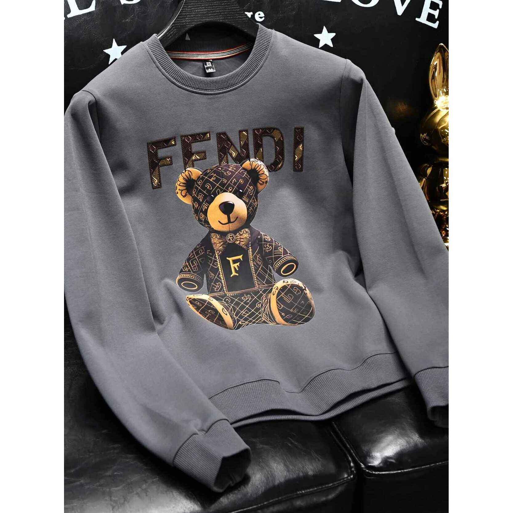 秋冬新款欧洲站潮牌小熊印花卫衣男装修身休闲青年打底长袖内搭