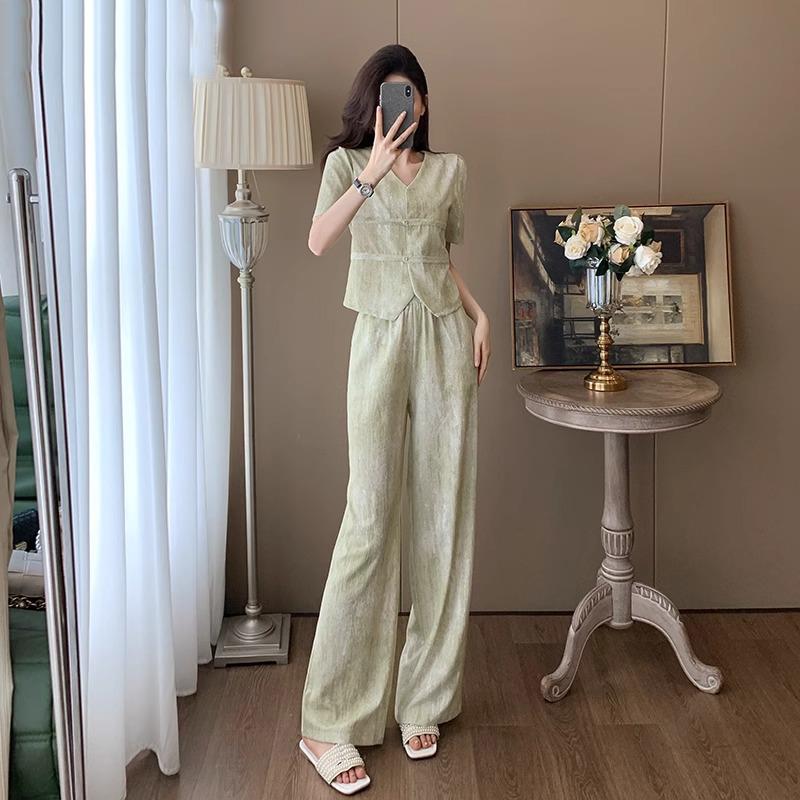 欧洲站高级感中式盘扣休闲运动套装女2025新款夏季时尚短袖两件套