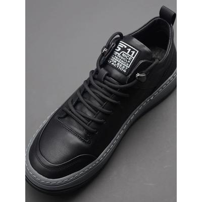 真皮运动板鞋男2025春秋新款男鞋冬季轻便舒适软底透气低帮休闲鞋