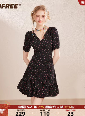 UNIFREE黑色连衣裙女法式泡泡袖纯欲显瘦甜酷公主短款蓬蓬小黑裙