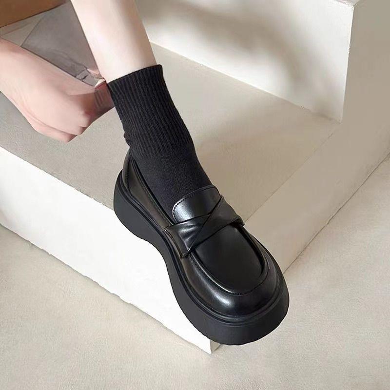 黑色小皮鞋女2026春夏季新款百搭配裙子学生厚底增高英伦风乐福鞋