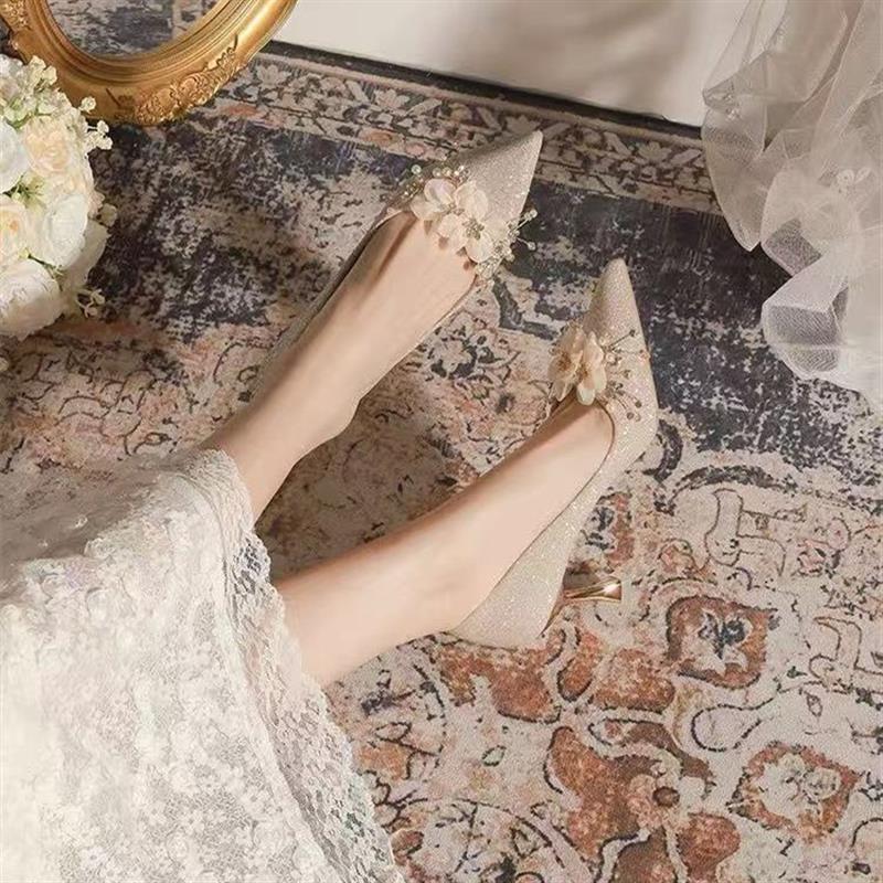 中式主婚纱婚鞋女秀禾新款法式香槟色高跟鞋女绝美订婚水晶鞋单鞋