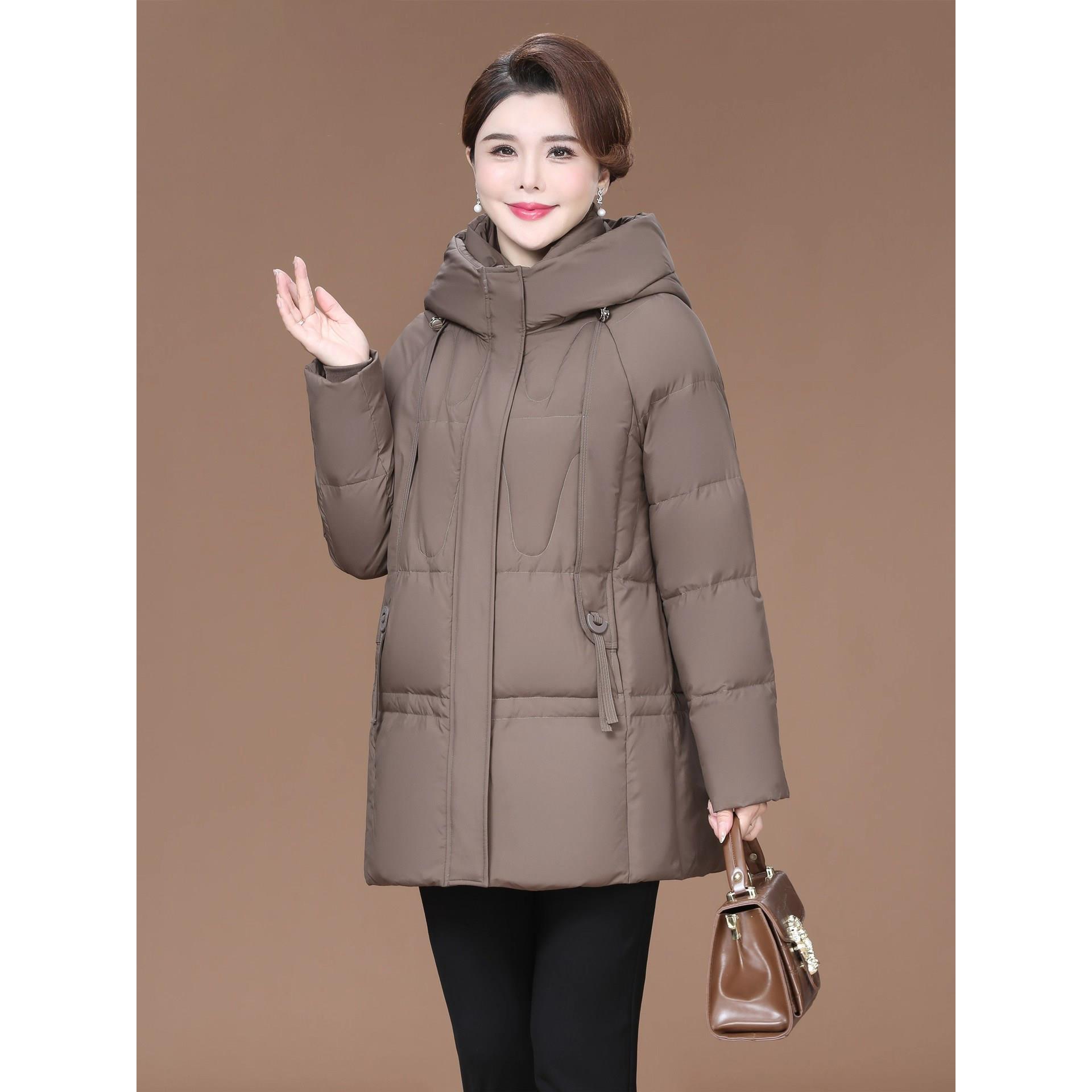 梵薇兰2025冬季短款羽绒服女中老年加大码妈妈装宽松洋气保暖外套