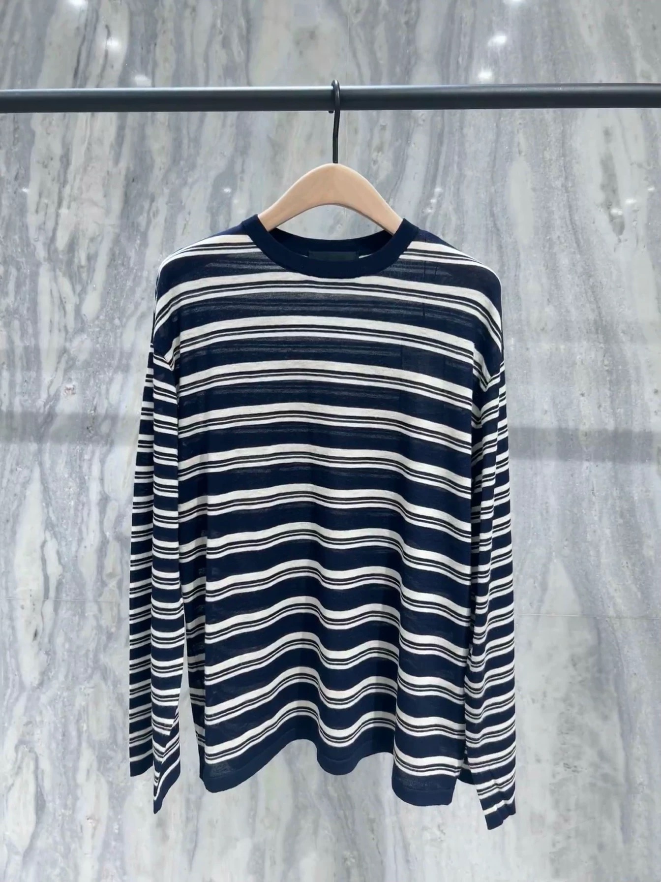 正品针织衫2025秋新品细支绵羊毛棉纱中空混纺条纹落肩MBE3SWT014